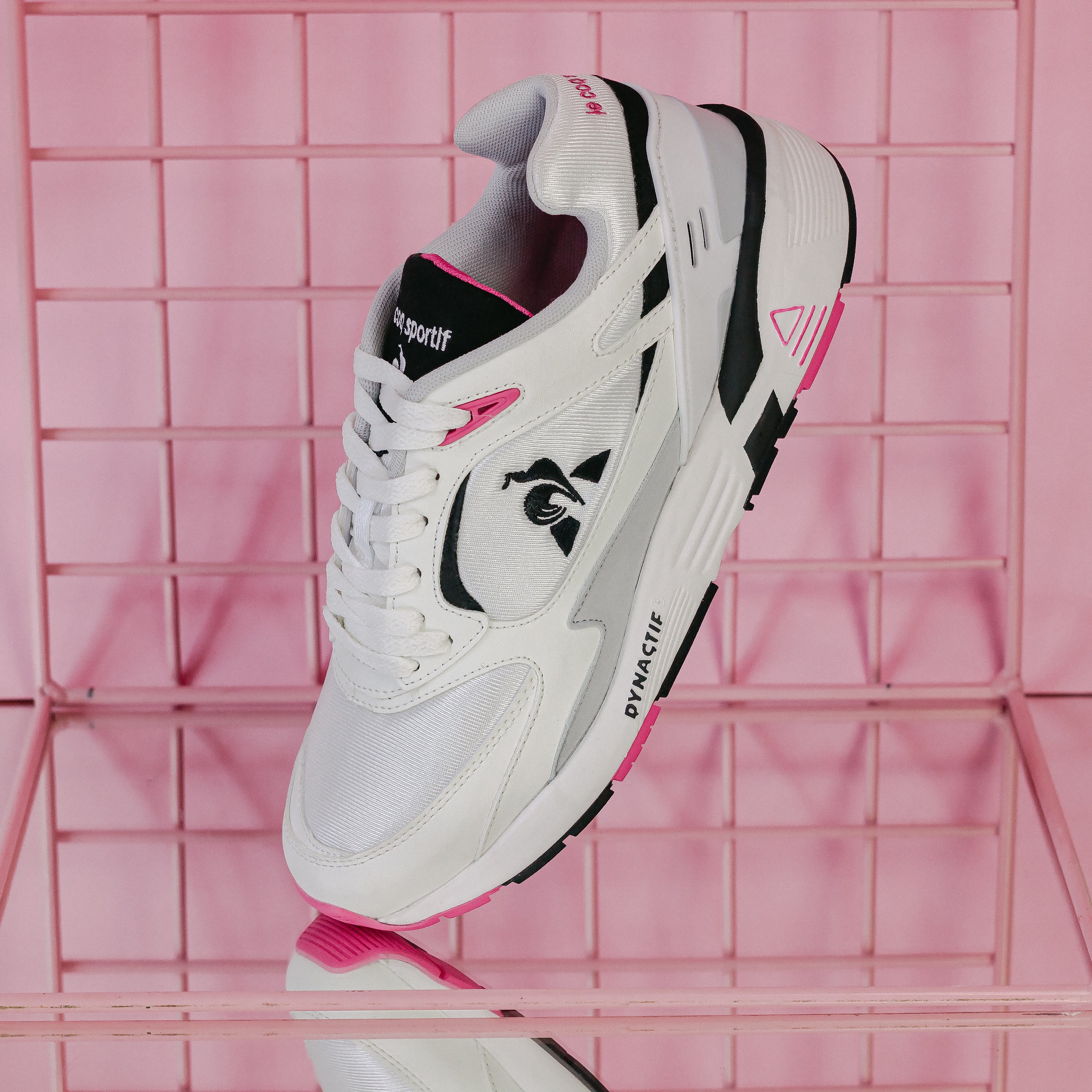 LAS R1100 OG DE LE COQ SPORTIF DE VUELTA EN SABAS