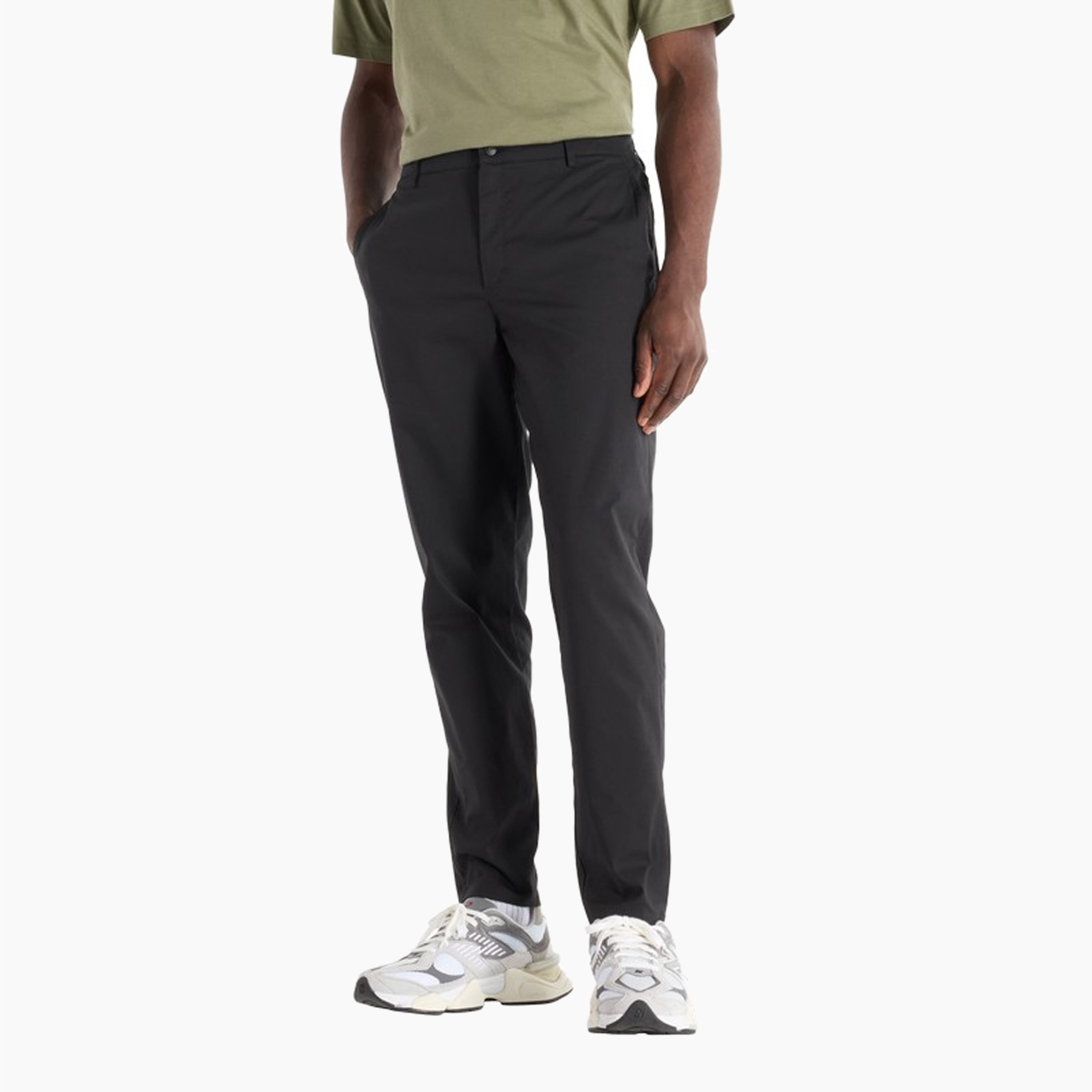 NEW BALANCE CALÇAS TAPERED STANDARD DE ATLETISMO PRETAS - MP43554