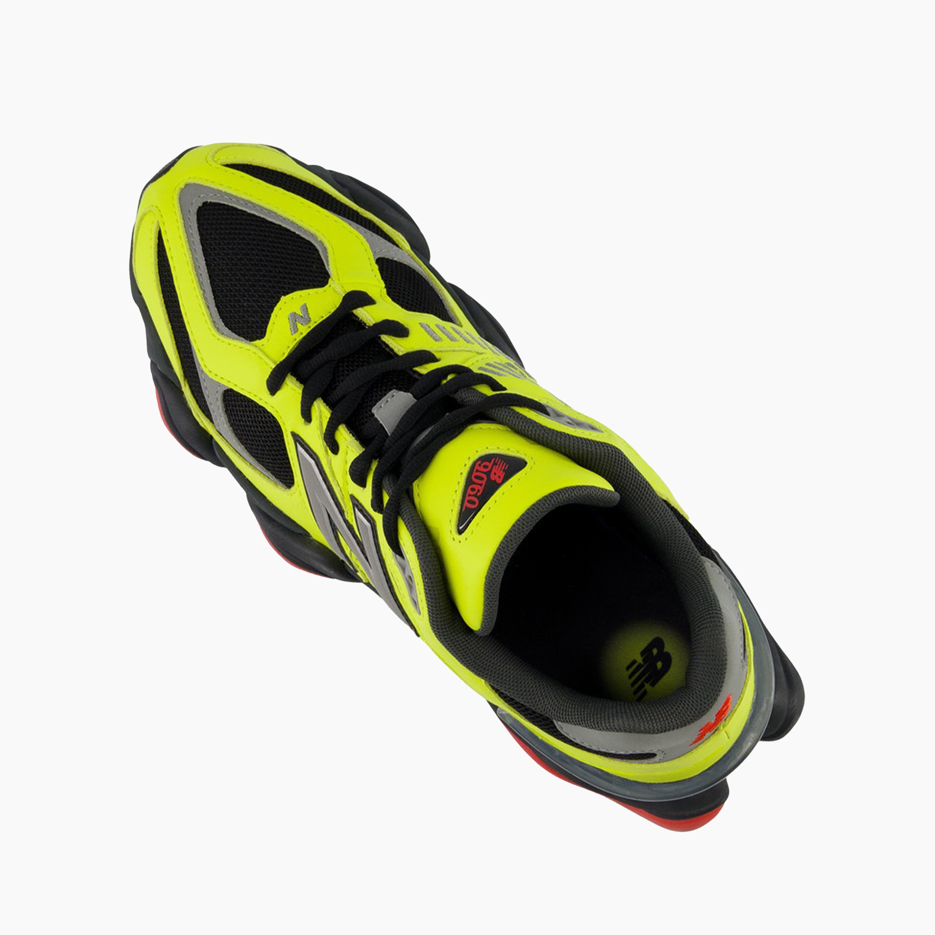 New Balance 9060 para Mujer Negras y Amarillas | La 9060 es la nueva expresión de estilo estilizado y el diseño innovador de la serie 99x clásica. La 9060 reinterpreta elementos conocidos de la 99x con una sensibilidad transformada que se inspira en la técnica visible y futurista de los 2000. Comodidad garantizada en cada paso.