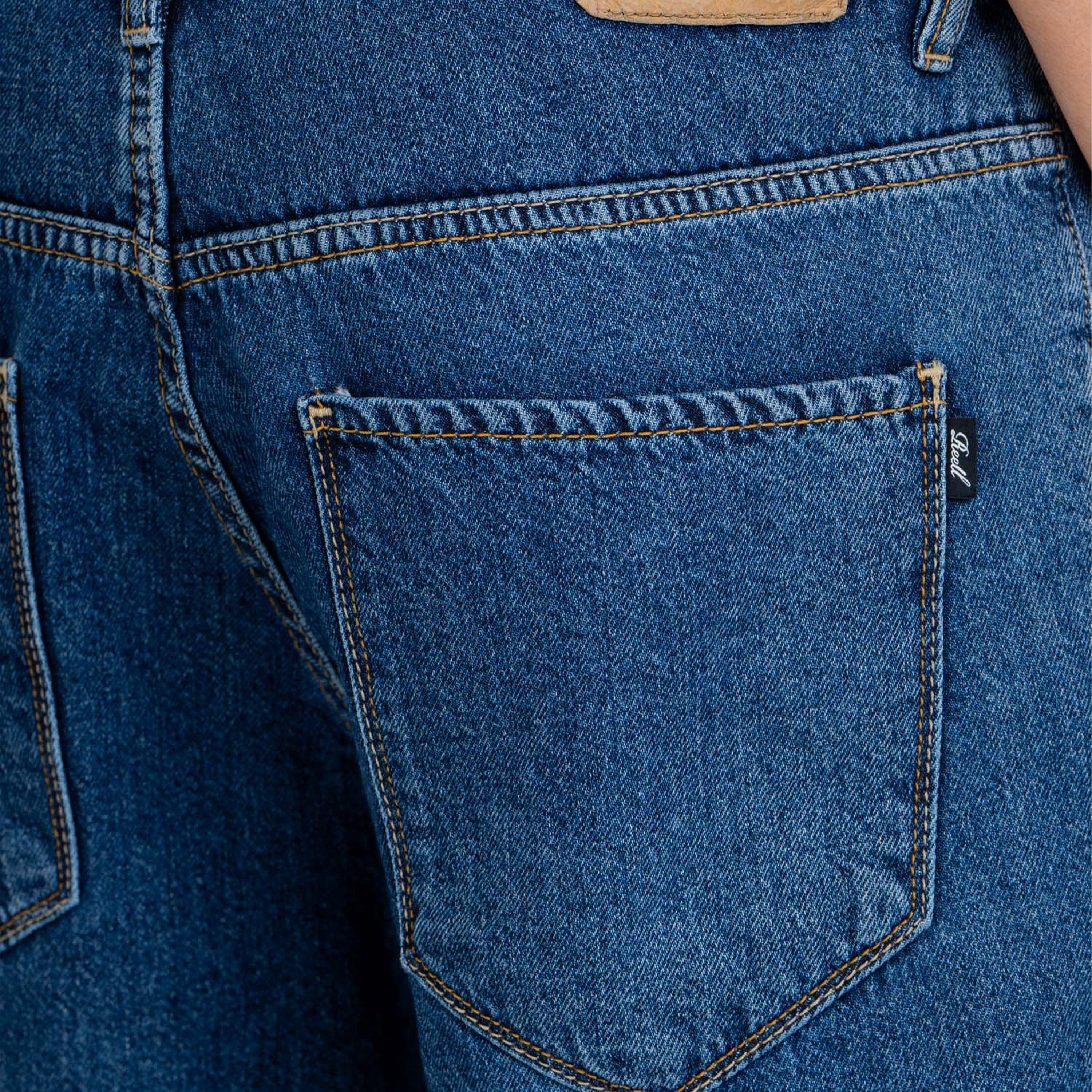 Pantalones Cortos Vaqueros para Hombre | Pantalones Cortos | Shorts Hombre Vaqueros | Reell Shorts | Reell Jeans | El Rafter Short 2 es la versión más fresca del vaquero original para el verano. Fieles a su forma, los detalles limpios realzan el estilo favorito. Fabricado para conseguir una mayor comodidad y durabilidad. Subida Regular, Corte Recto.