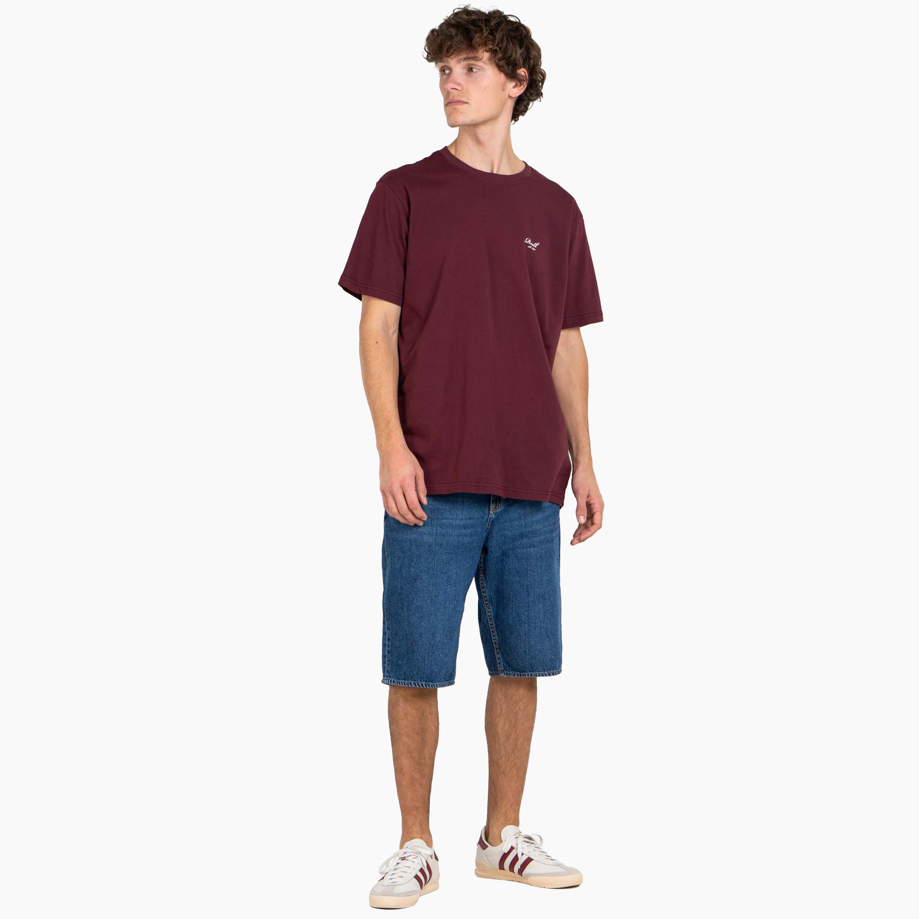 Pantalones Cortos Vaqueros para Hombre | Pantalones Cortos | Shorts Hombre Vaqueros | Reell Shorts | Reell Jeans | El Rafter Short 2 es la versión más fresca del vaquero original para el verano. Fieles a su forma, los detalles limpios realzan el estilo favorito. Fabricado para conseguir una mayor comodidad y durabilidad. Subida Regular, Corte Recto.