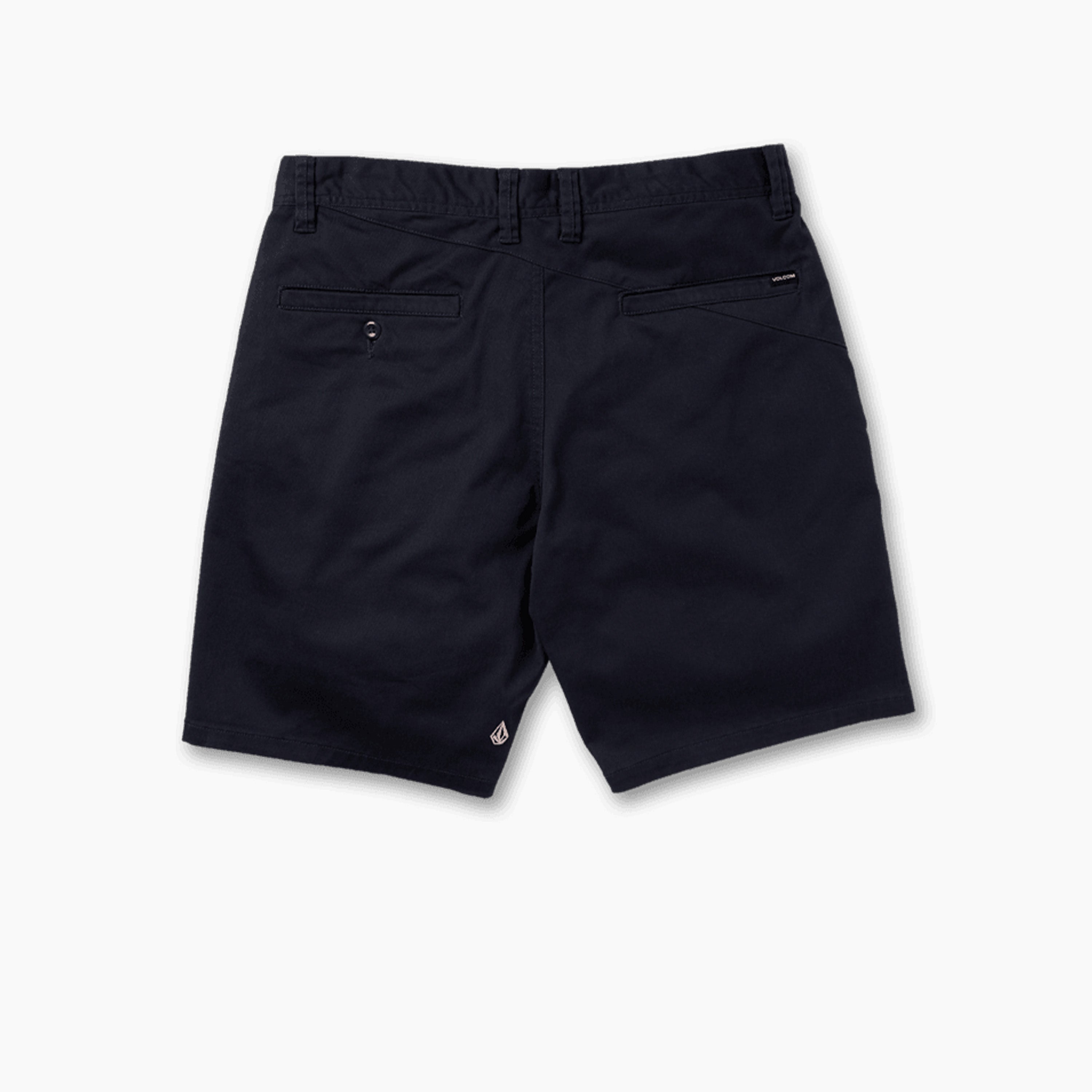 Pantalones Cortos | Chinos Shorts | Pantalones Volcom | Pantalón chino corto para hombre con 5 bolsillos. Presenta un corte moderno con un diseño prelavado además de estar fabricado con un 39% de poliéster reciclado.