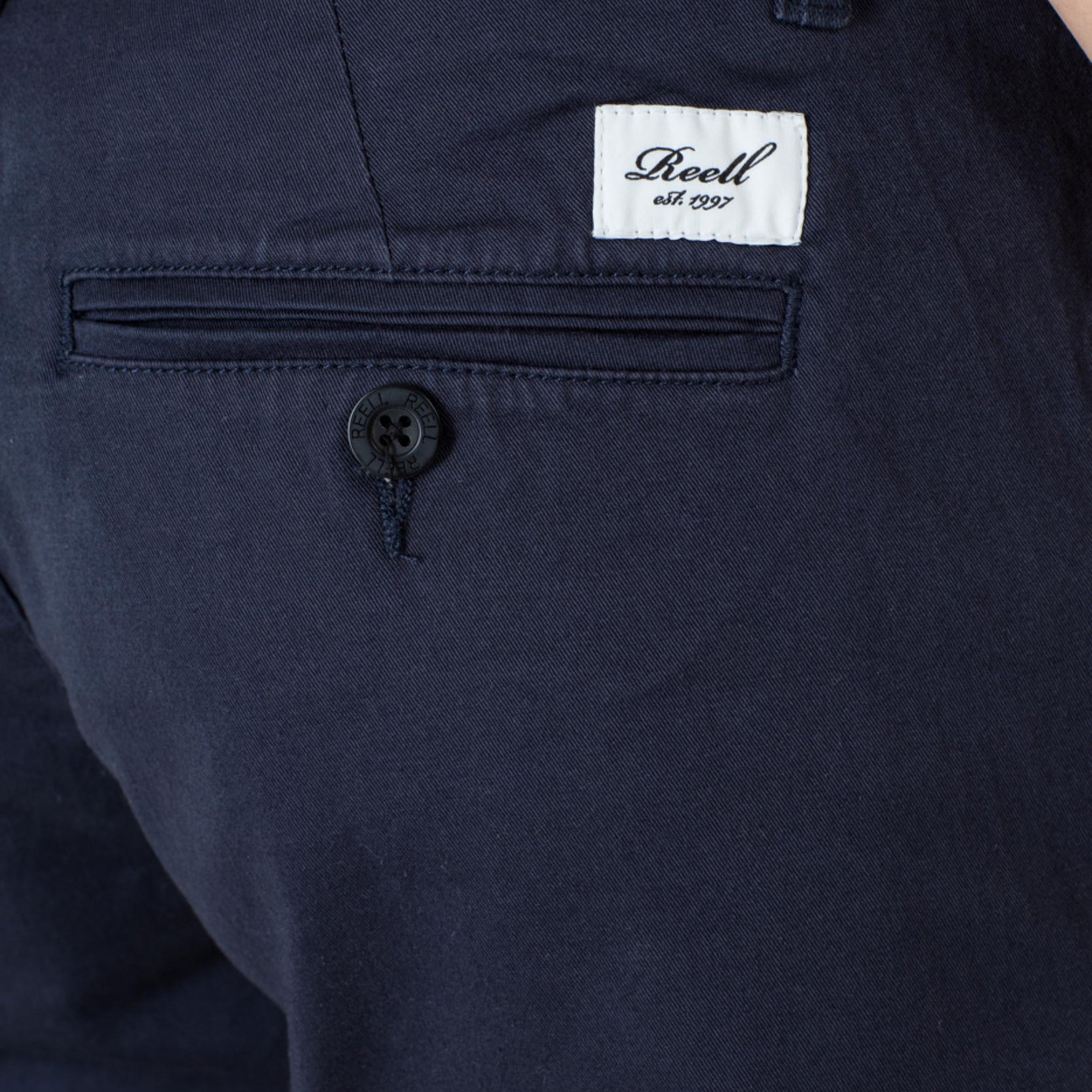 REELL FLEX TAPERED CHINO DUNKEL MARINEBLAU