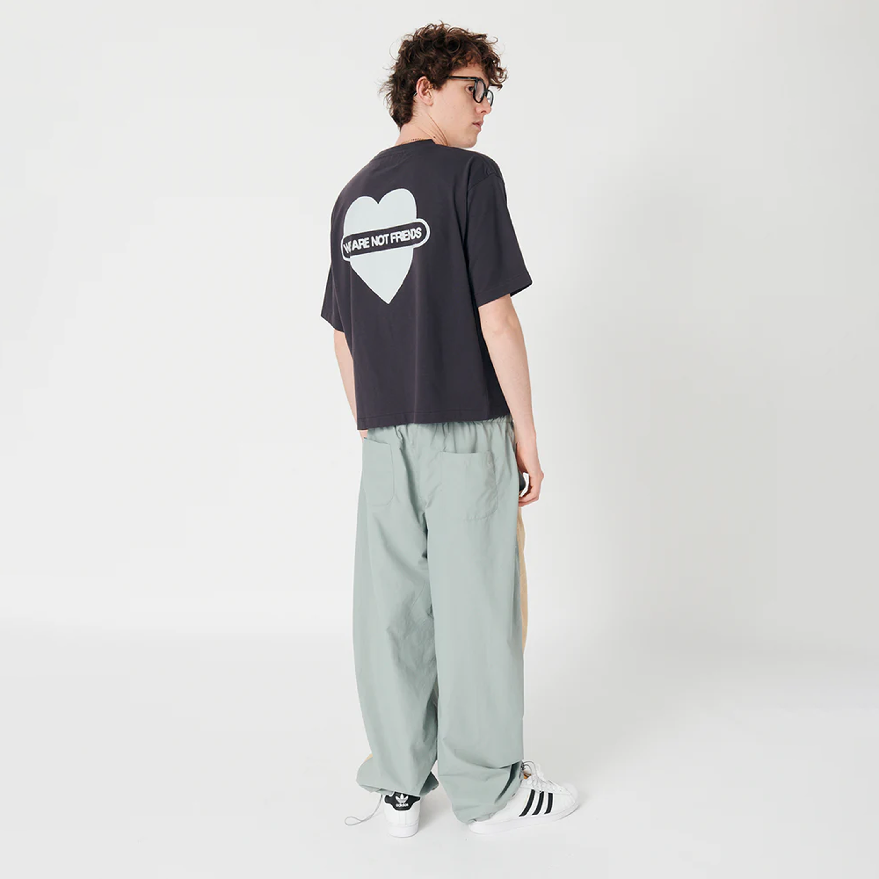 WANF UNION LOVE ANTRA BOXY TEE BLACK