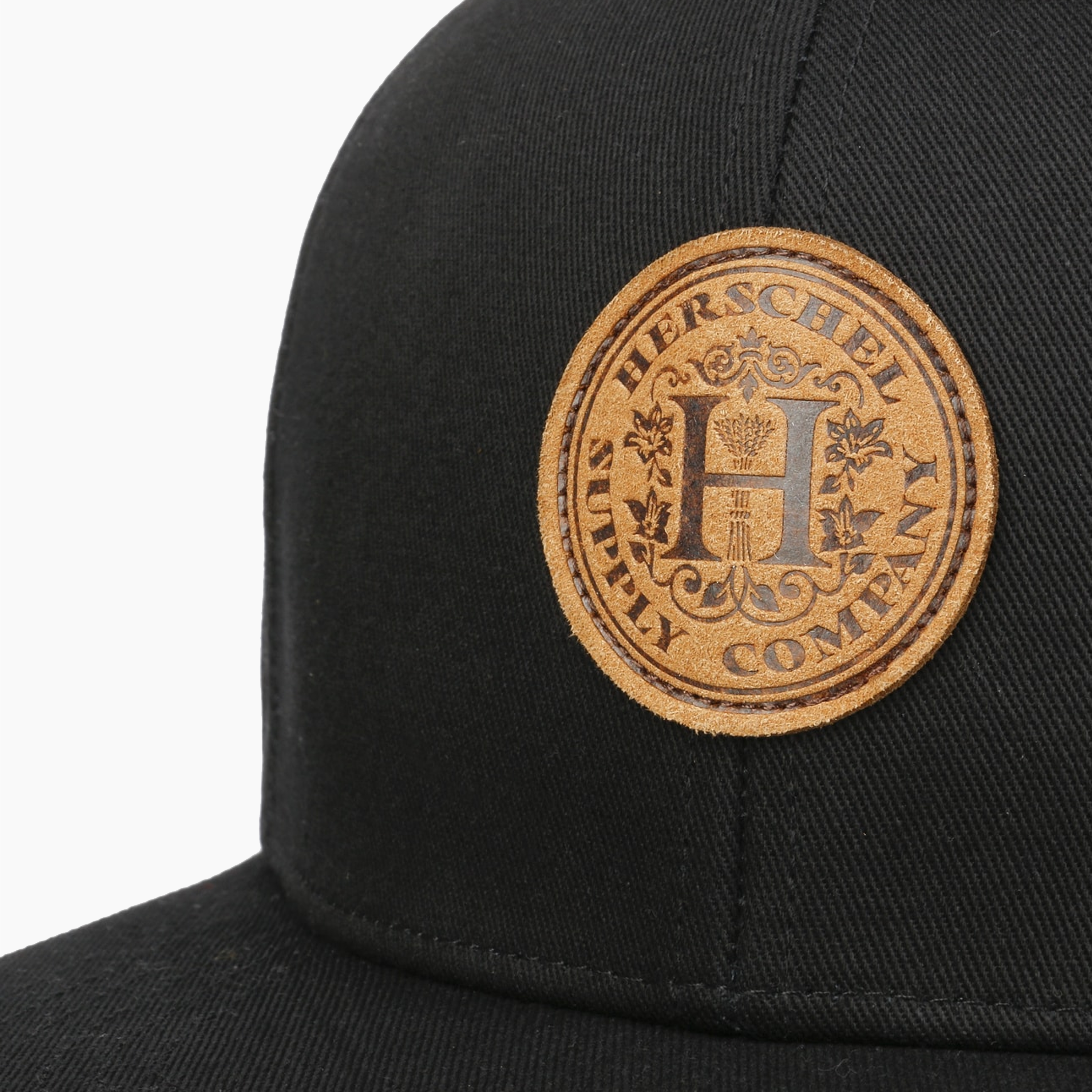HERSCHEL WHALER 6 PANEL CREST CAP 50357-00001