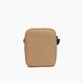 Bandolera Lacoste para Hombre Beige | Elija un estilo deportivo con esta bandolera, un accesorio compacto diseñado para los días de ajetreo.