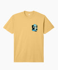 Camisetas Obey para Hombre | Camiseta clásica teñida en prenda con pigmento. Presenta estampados gráficos de temporada. Corte Regular. Fabricada en Algodón. 
