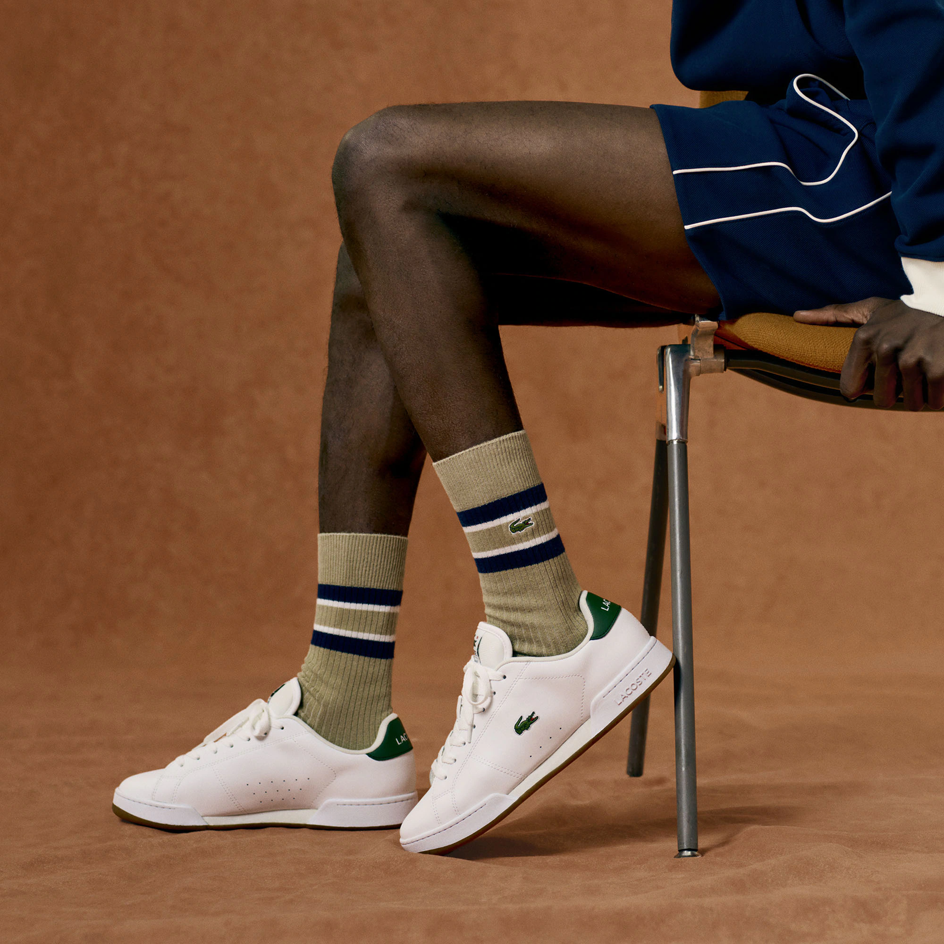 LACOSTE CARNABY CUP SNEAKERS WHITE GUM 49SMA0036-1R5