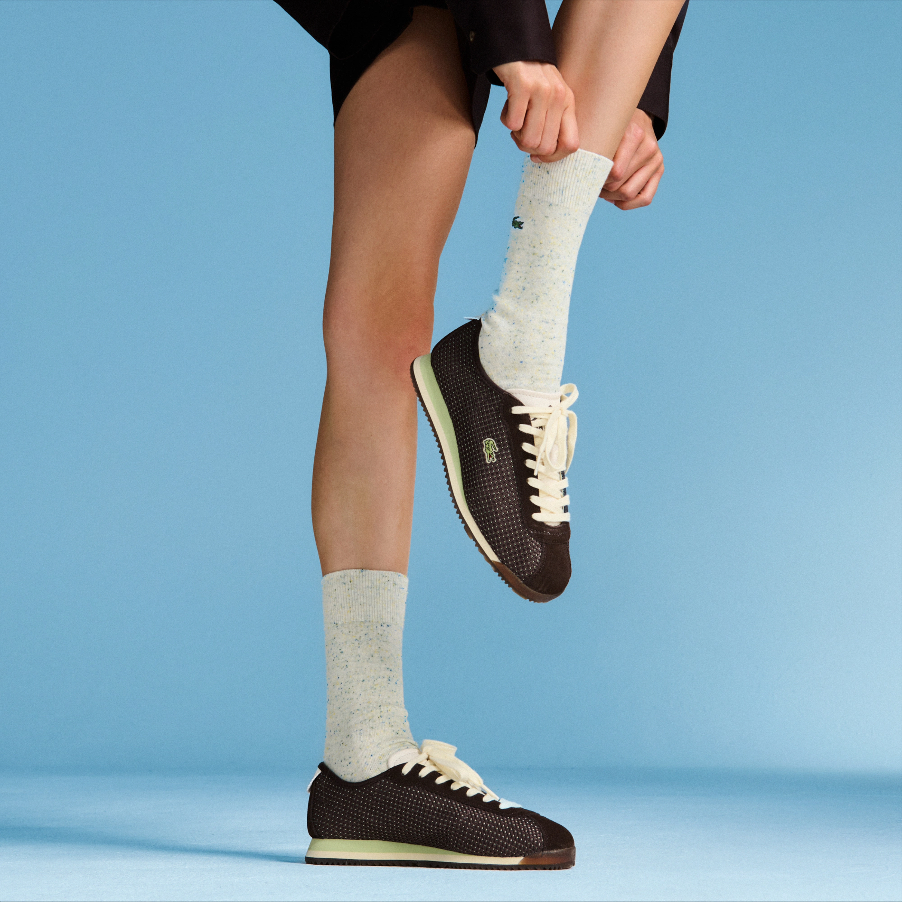 LACOSTE CLUB LOW MARRÓN 51SFA0051-AQ5