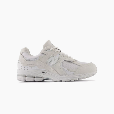 NEW BALANCE 2002R PROTECTION PACK GORE TEX WHITE REFLECTION SILVER U2002DXA