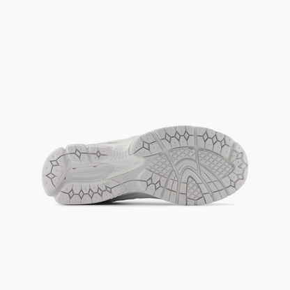 NEW BALANCE 2002R PROTECTION PACK GORE TEX WHITE REFLECTION SILVER U2002DXA