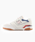 Descubre las New Balance 550 Mujer en tonos Beige, Azul y Rojo. Con una parte superior de gamuza y malla para máxima comodidad, suela de goma para una tracción y durabilidad excepcionales, y un cierre de cordones ajustable para un ajuste perfecto. ¡Compra ahora y disfruta de envío en 24 horas!