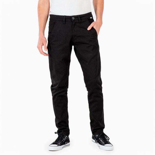 REELL FLEX TAPERED CHINO BLACK