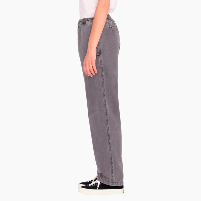 Vaqueros Largos | Pantalones Volcom | Vaqueros Mujer | Vaqueros largos para mujer fabricado en lona 100% de algodón. Presenta un diseño simple combinado con cinturilla elástica para un ajuste cómodo. Pantalón ancho con corte cónico. Incluye detalles bordados de la marca.