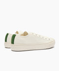 Zapatillas Lacoste para Hombre | Zapatillas Lacoste | Las Backcourt 2.0 inspiradas en el legado de René Lacoste, cuentan con logos sutiles, elementos moldeados y detalles exclusivos de la marca. El diseño incorpora una resistente banda de goma.