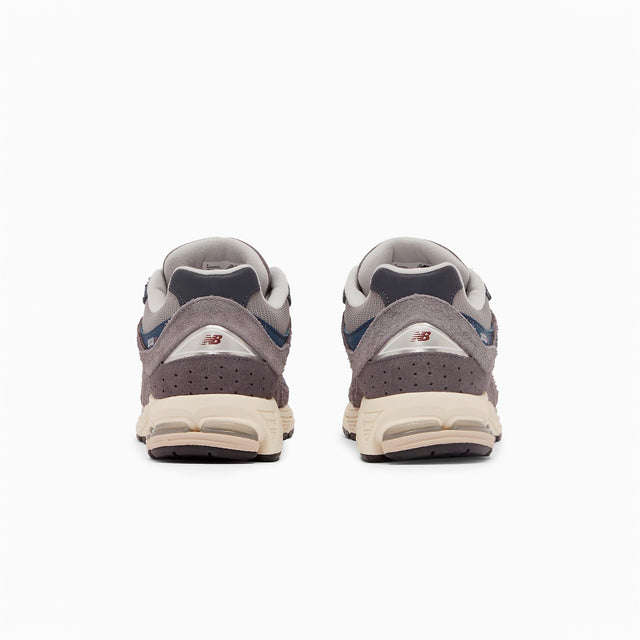 NEW BALANCE 2002R NB NAVY & CASTLEROCK ET SHADOW GRIS - M2002REL