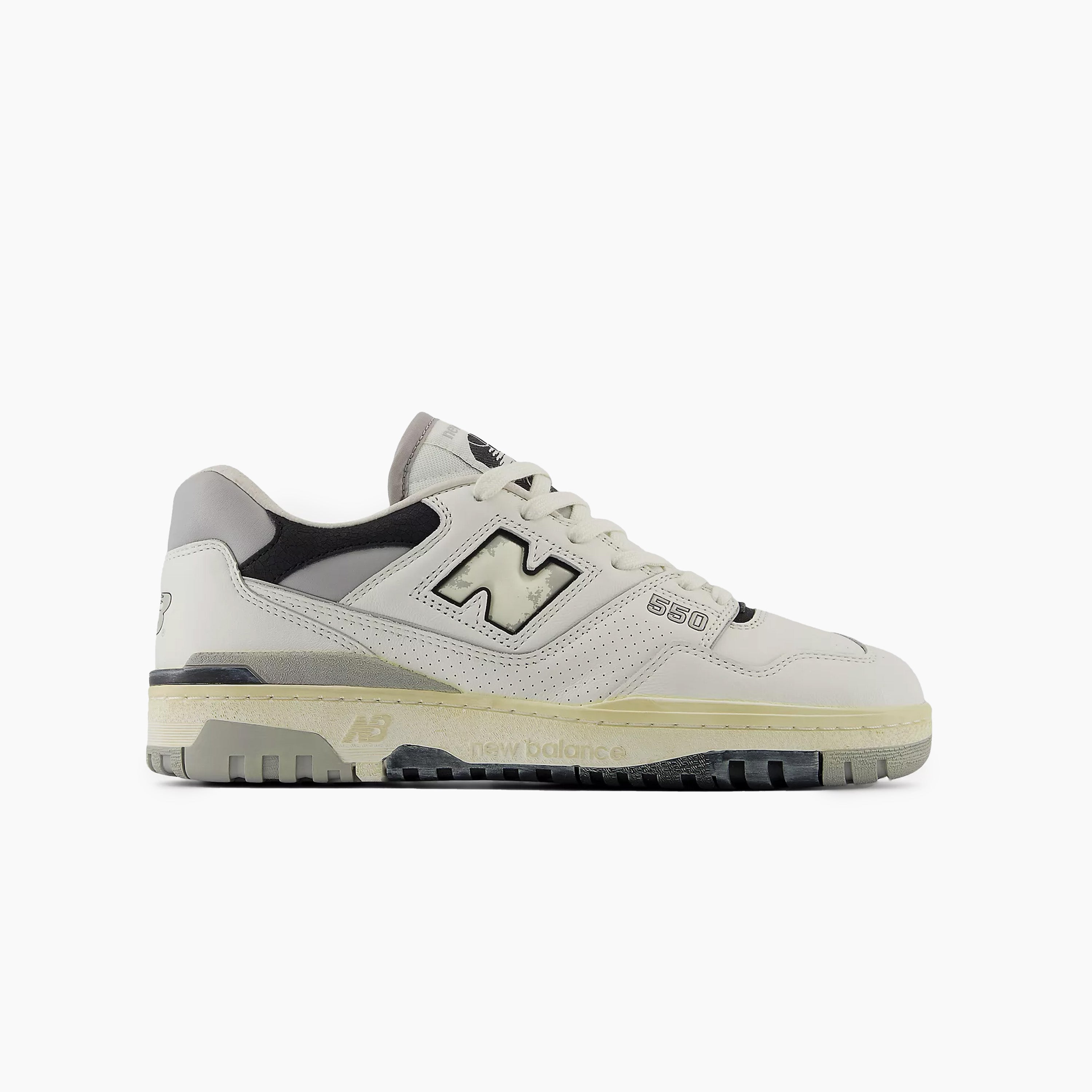 NEW BALANCE 550 SEA SALT WITH CONCRETE & BLACK - BB550VGB