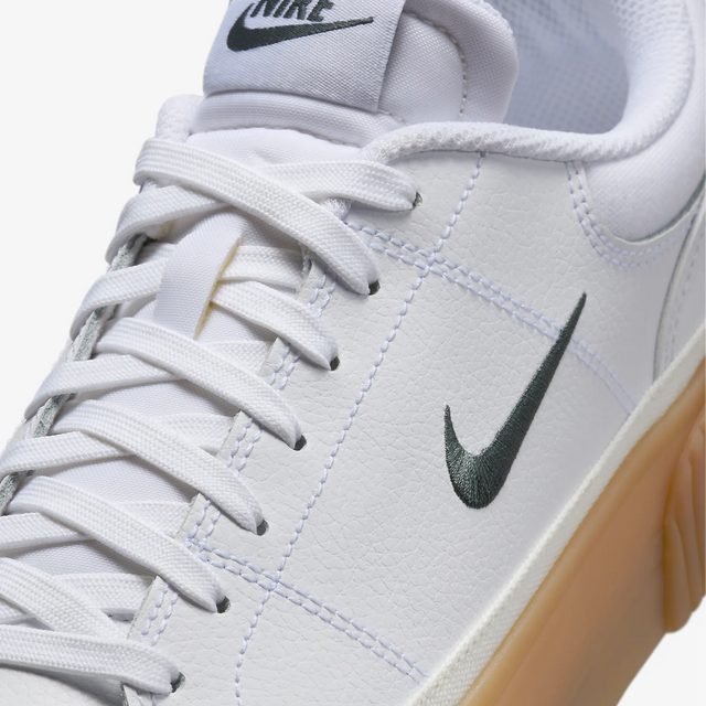 NIKE W' COURT LEGACY LIFT WHITE & GUM YELLOW AND VINTAGE GREEN - FV5526