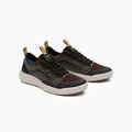 Zapatillas Vans Hombre | Vans Ultrarange Exo | Vans Hombres | Siempre a punto para lo inesperado. Con las Ultrarange Exo Se seguro que lo descubirás. Estas zapatillas son capaces no solo de resistir a cualquier aventura, sino que te proporcionará la comodidad que necesitas en las situaciones más incómodas. Palas transpirables. Silueta nueva en el antepié. Puntera de caucho. Ajuste seguro y óptimo. Diseño clásico de Vans.